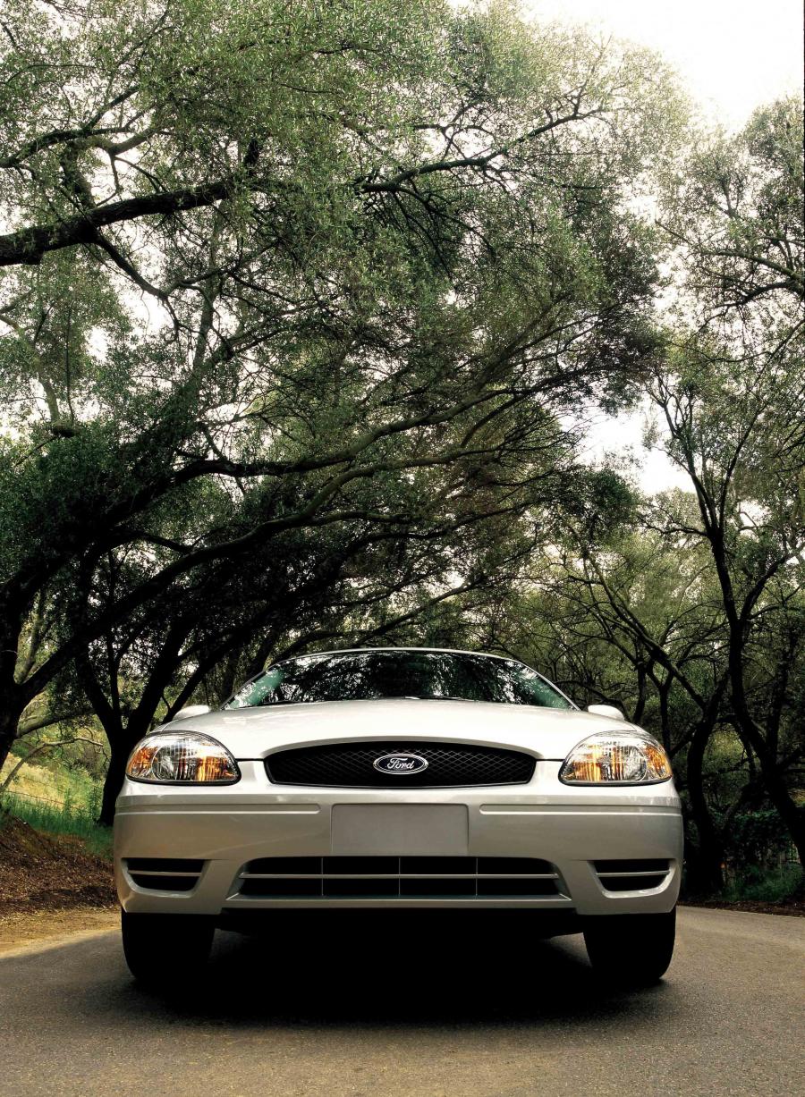  Ford Taurus 2000 года  (фото 39 из 92)